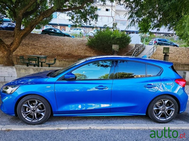 2019' Ford Focus 1.5 Tdci St-Line photo #2