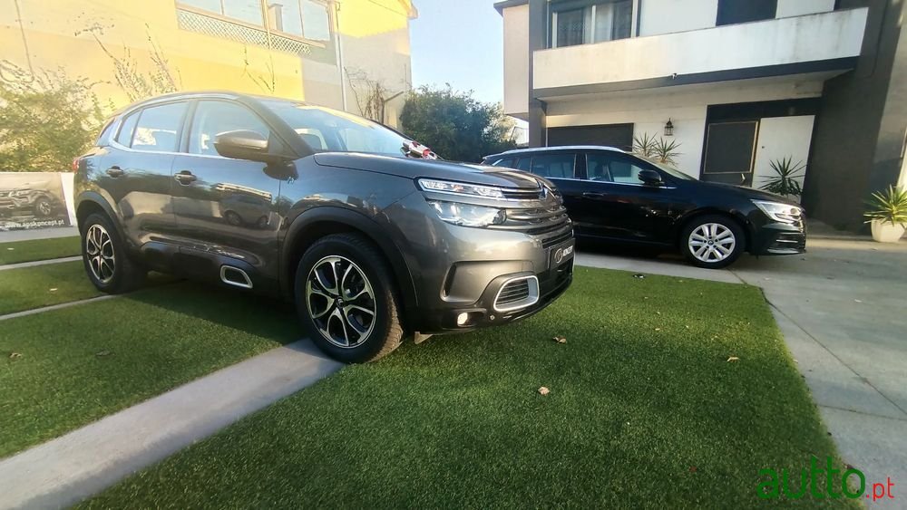 2021' Citroen C5 Aircross photo #1
