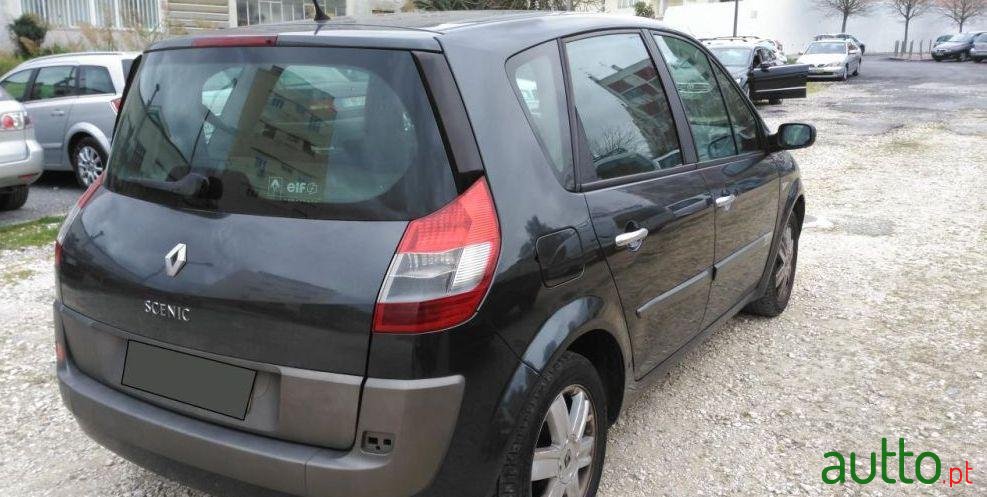 2005' Renault Scenic photo #1