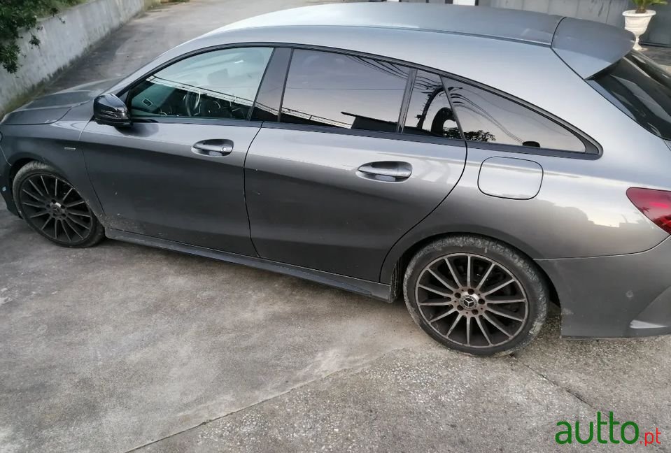 2018' Mercedes-Benz Cla-180 photo #5