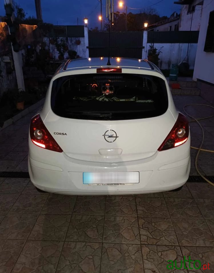 2009' Opel Corsa photo #5