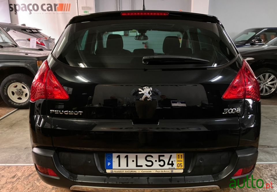 2011' Peugeot 3008 photo #6