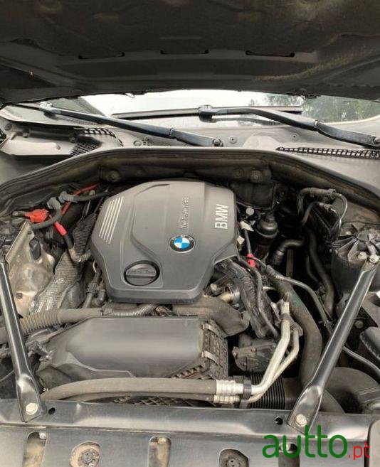 2014' BMW 520 photo #1