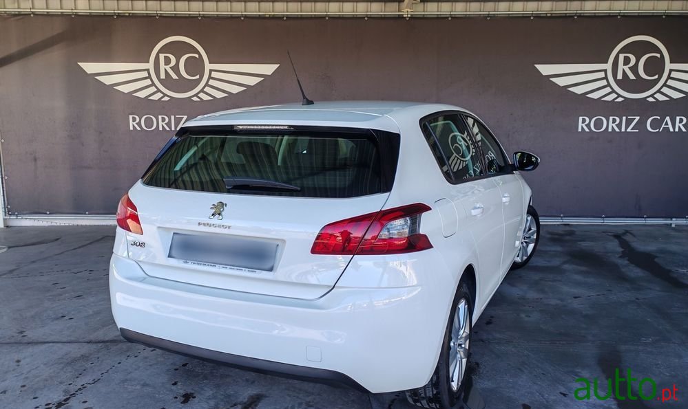 2019' Peugeot 308 photo #5