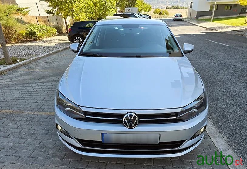 2020' Volkswagen Polo photo #2