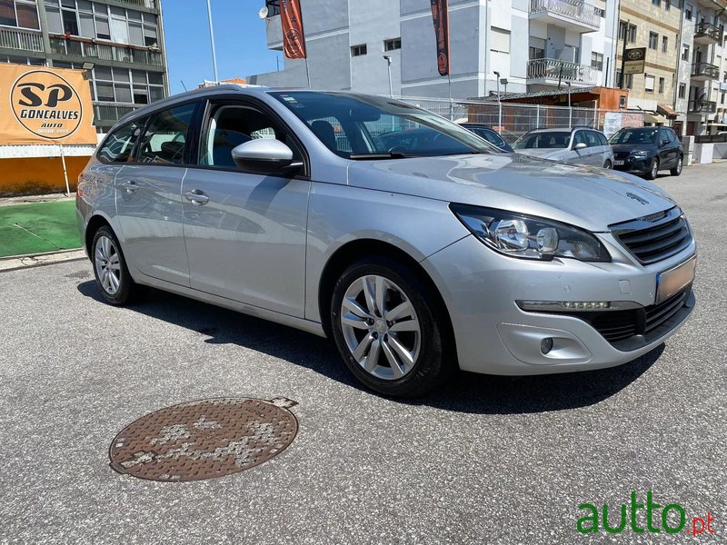 2015' Peugeot 308 Sw photo #5