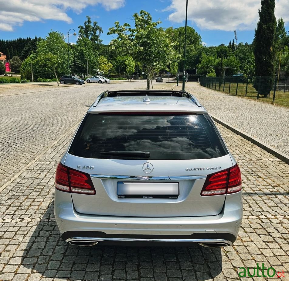 2015' Mercedes-Benz Classe E photo #3