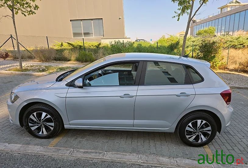 2020' Volkswagen Polo photo #3