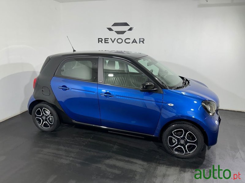 2018' Smart Forfour Electric Drive Passion photo #6