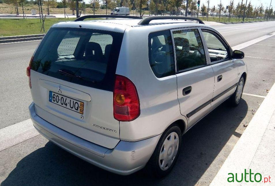 2003' Mitsubishi Space Star photo #1