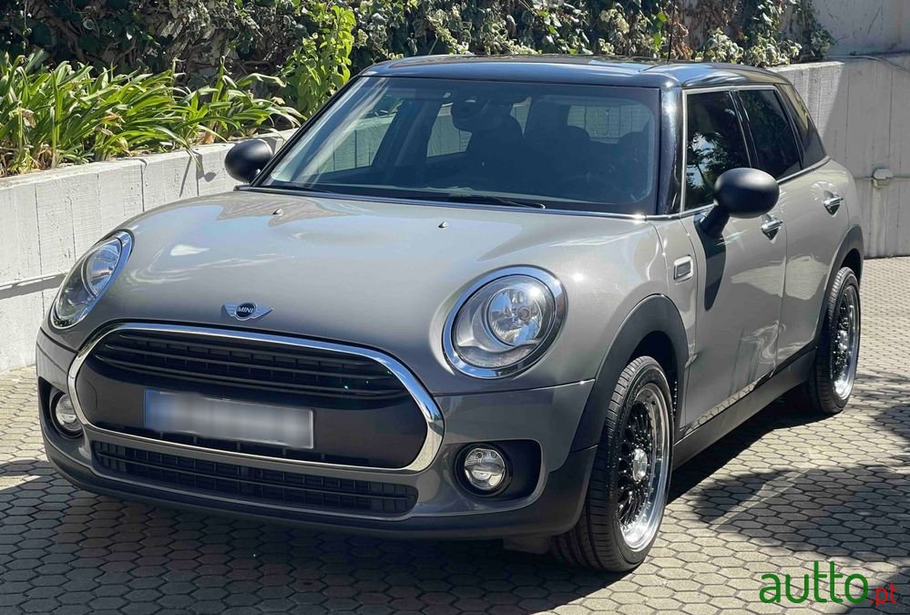 2017' MINI Clubman One D photo #4