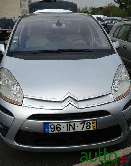 2009' Citroen C4 Picasso photo #2