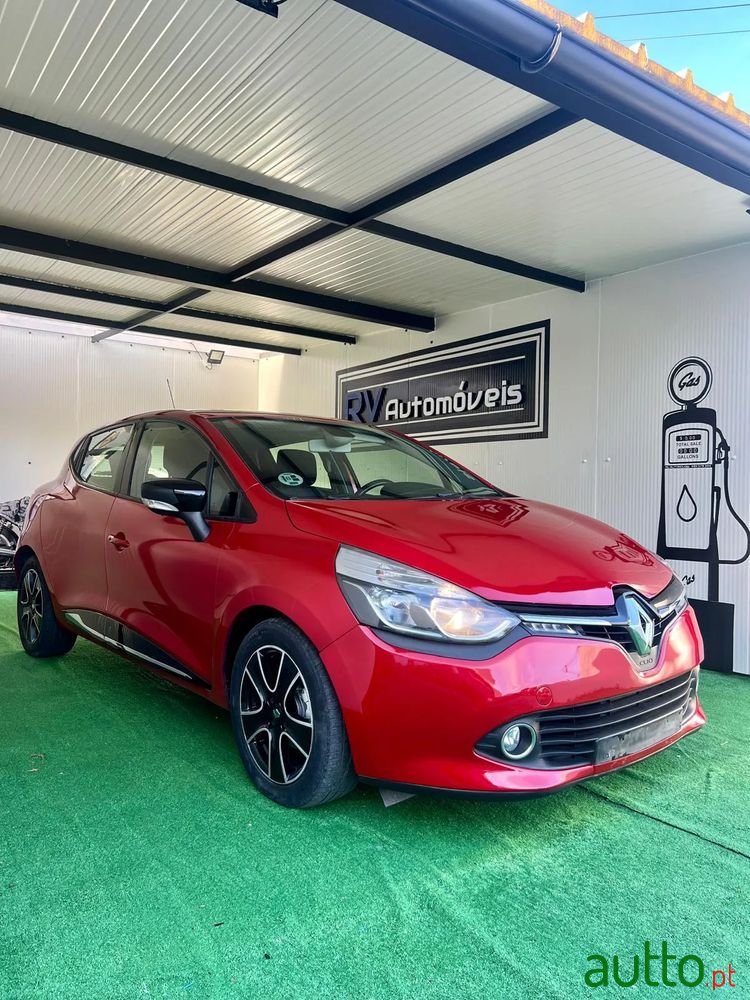 2013' Renault Clio 1.5 Dci Dynamique S photo #1