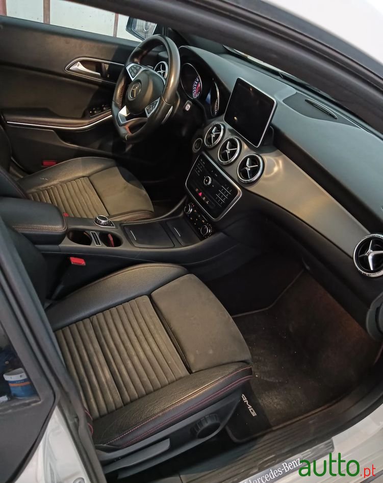 2016' Mercedes-Benz Classe Cla photo #6