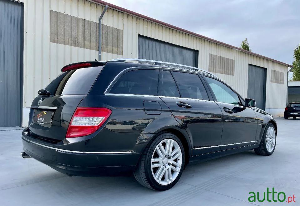 2010' Mercedes-Benz C-220 photo #5