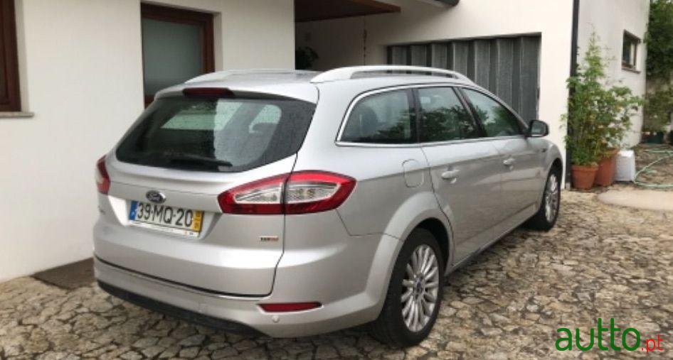 2012' Ford Mondeo Sw photo #3