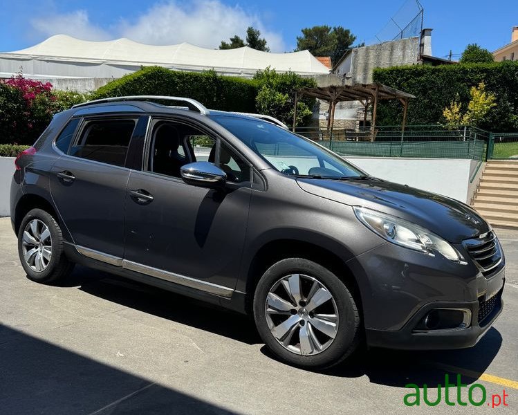 2016' Peugeot 2008 photo #1