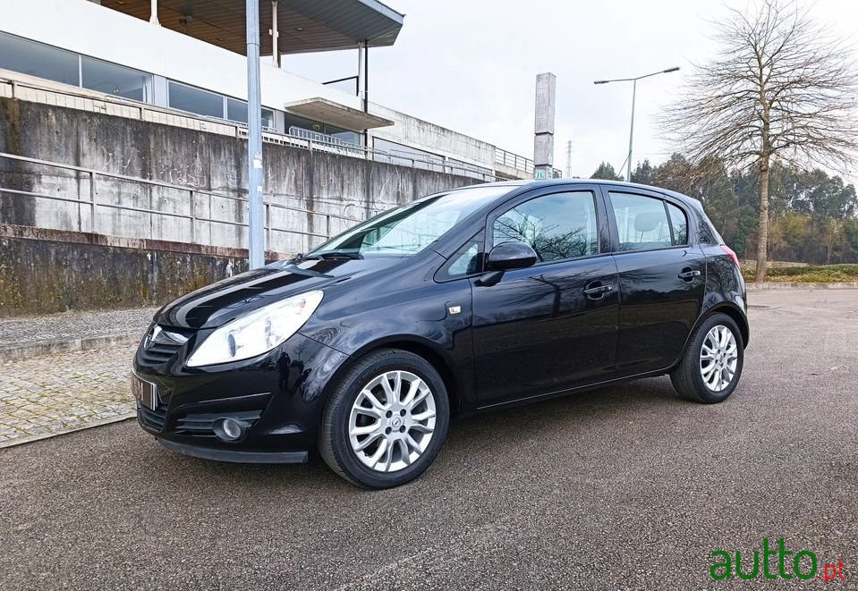 2009' Opel Corsa photo #2