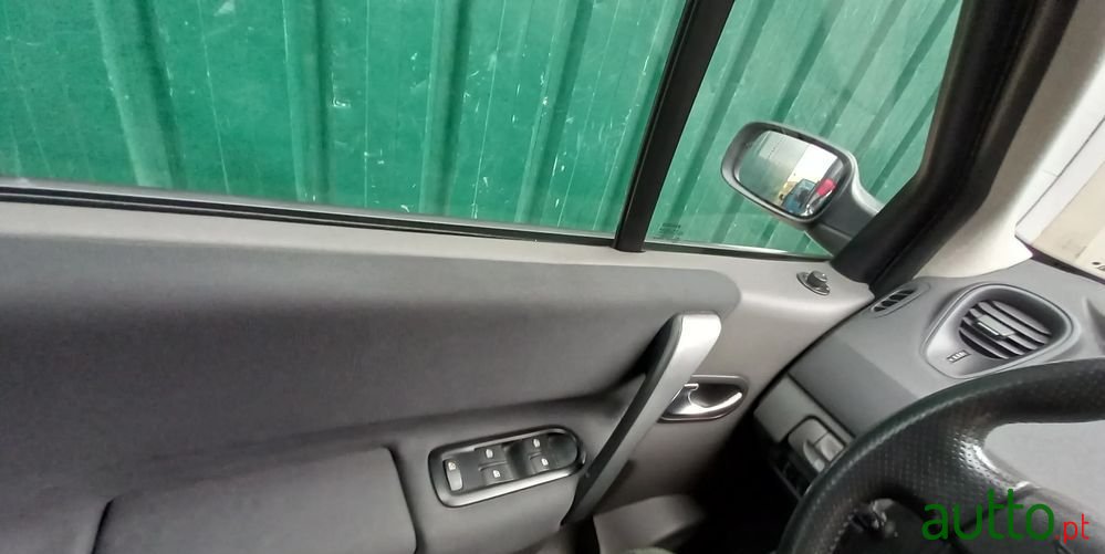 2007' Renault Scenic photo #5