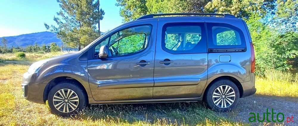 2016' Peugeot Partner 1.6 Bluehdi Confort photo #2