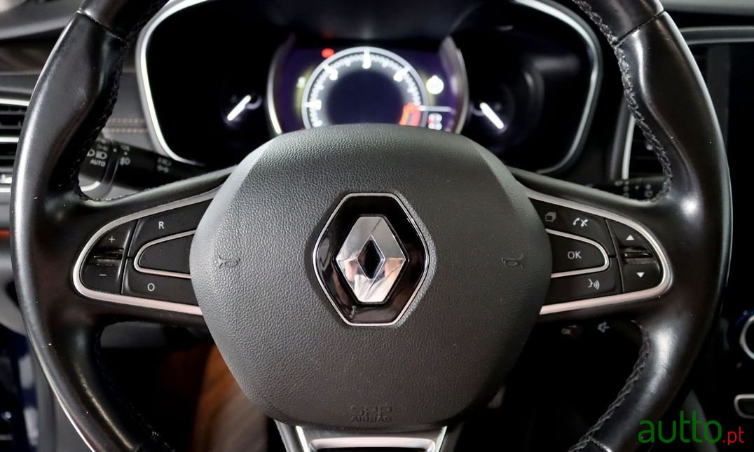 2018' Renault Talisman Sport Tourer photo #4