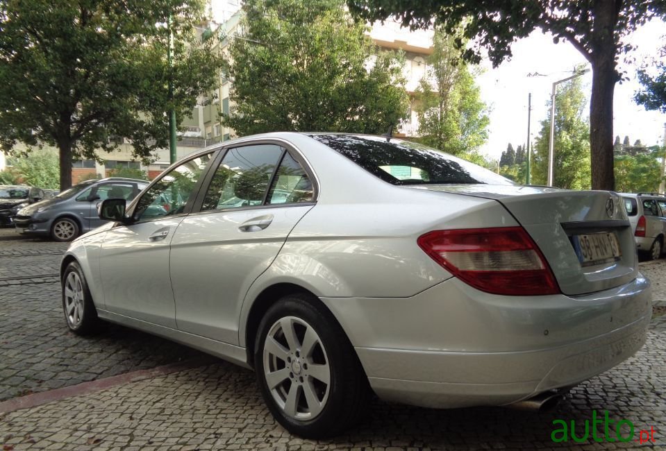 2009' Mercedes-Benz C-220 photo #6