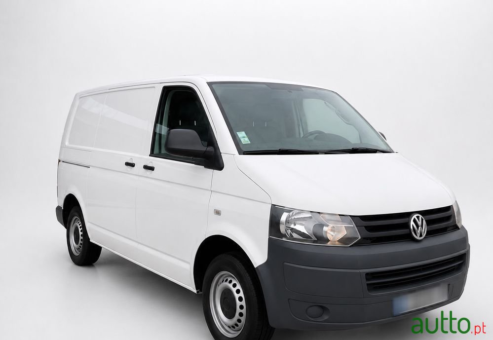 2013' Volkswagen Transporter photo #1