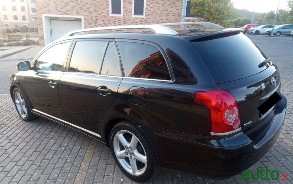 2007' Toyota Avensis photo #1