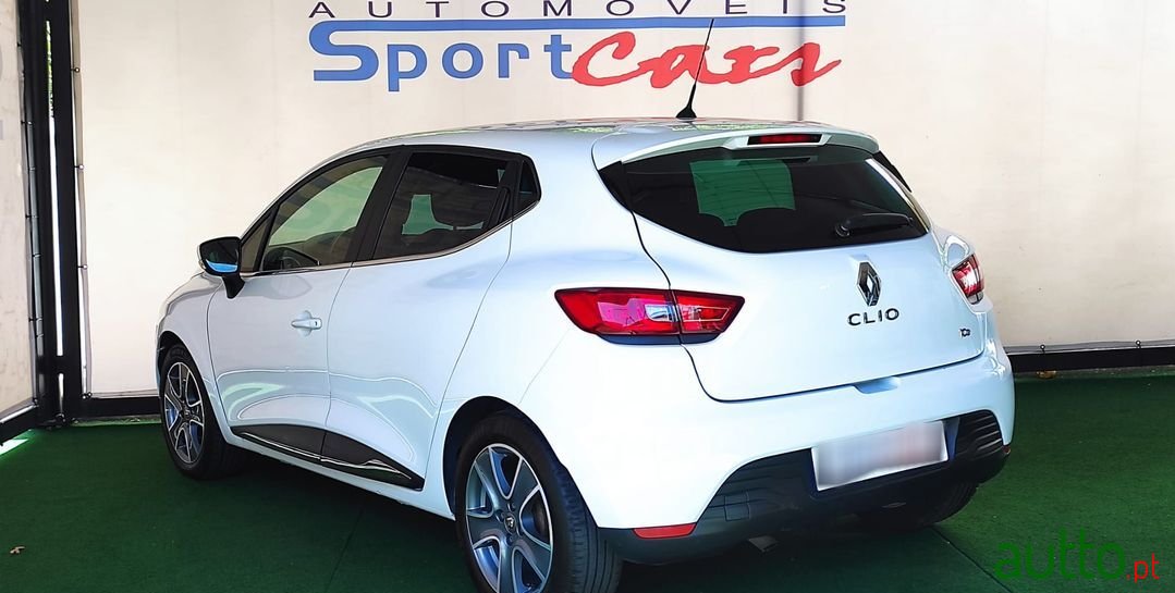 2014' Renault Clio photo #4