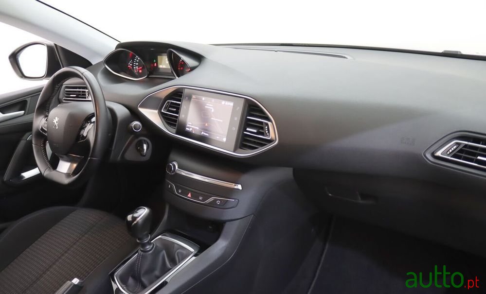 2019' Peugeot 308 Sw photo #5