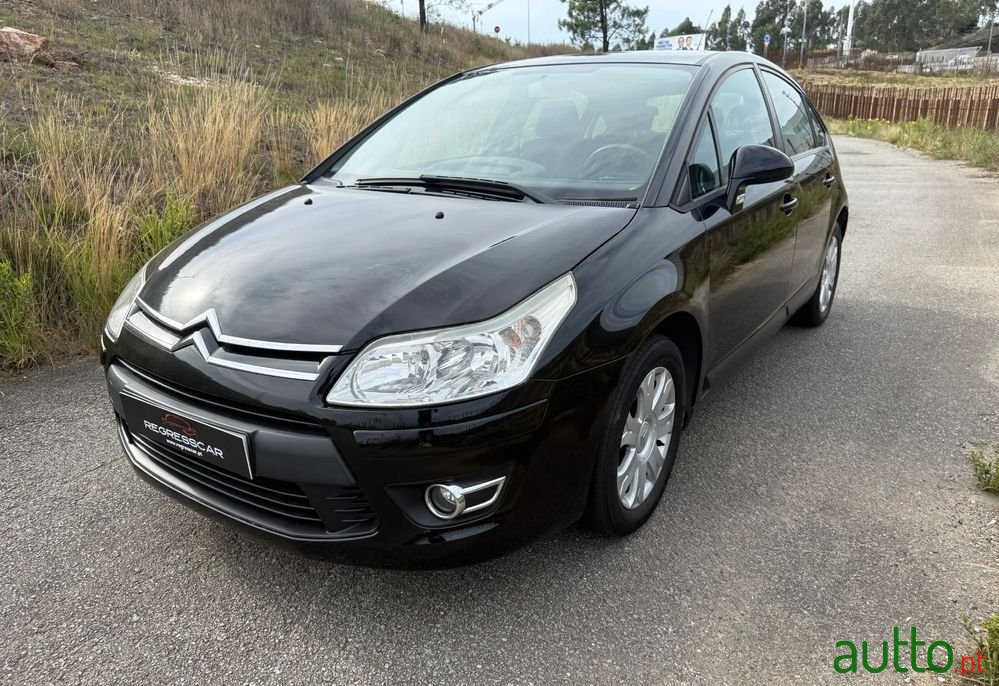 2009' Citroen C4 1.6 Hdi Sx photo #1