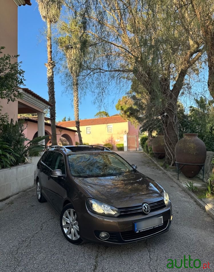 2012' Volkswagen Golf photo #1