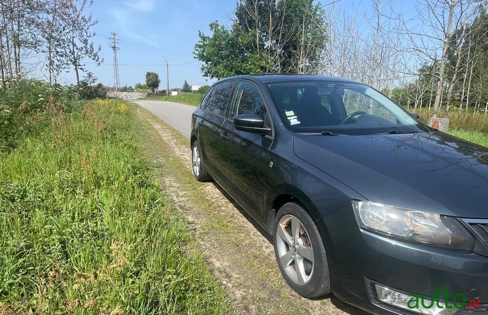 2014' Skoda Rapid Spaceback photo #4