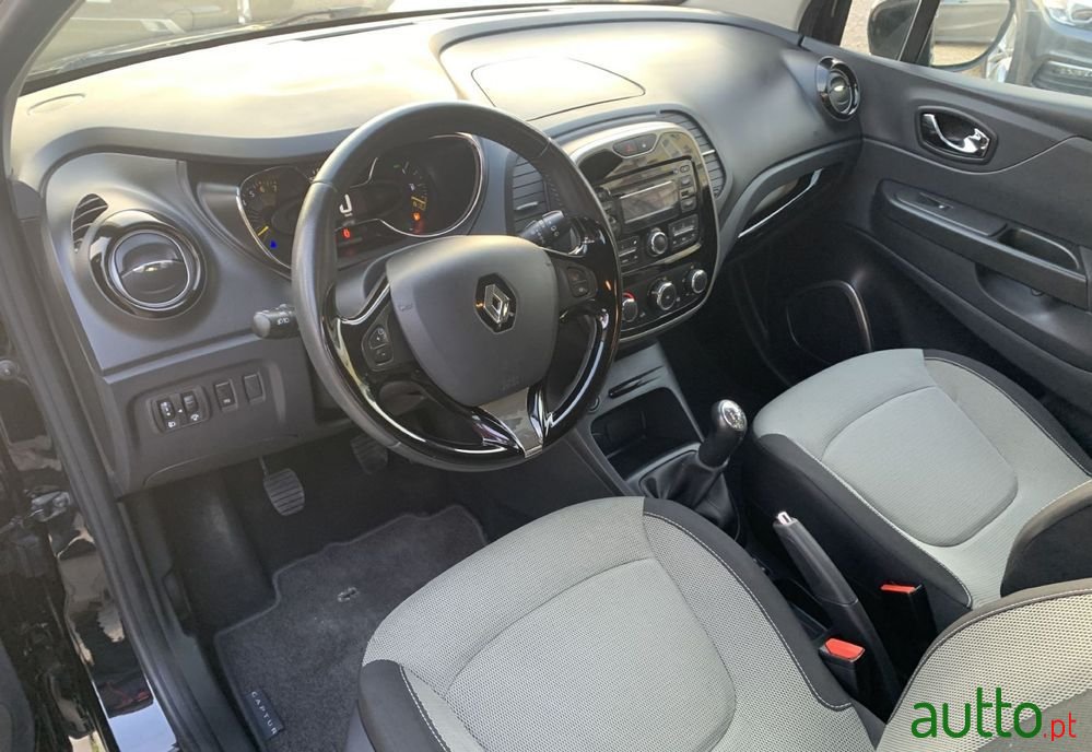 2013' Renault Captur 0.9 Tce photo #2