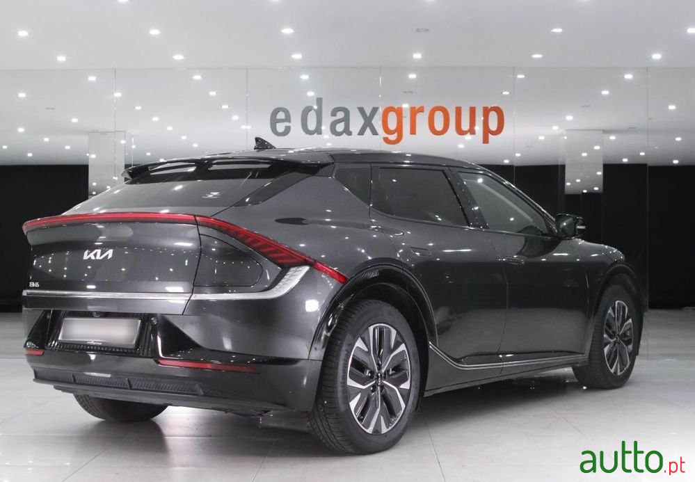 2022' Kia EV6 77,4-Kwh photo #3
