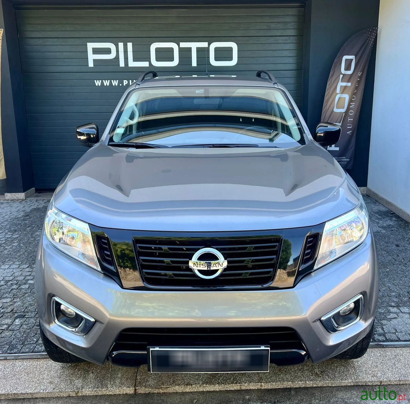 2019' Nissan Navara photo #3