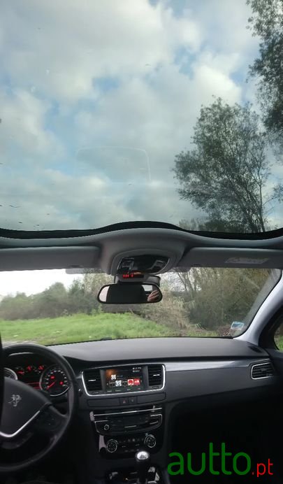 2017' Peugeot 508 Sw photo #2