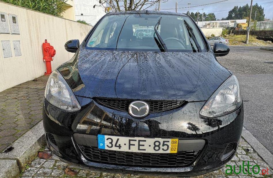 2008' Mazda 2 photo #1