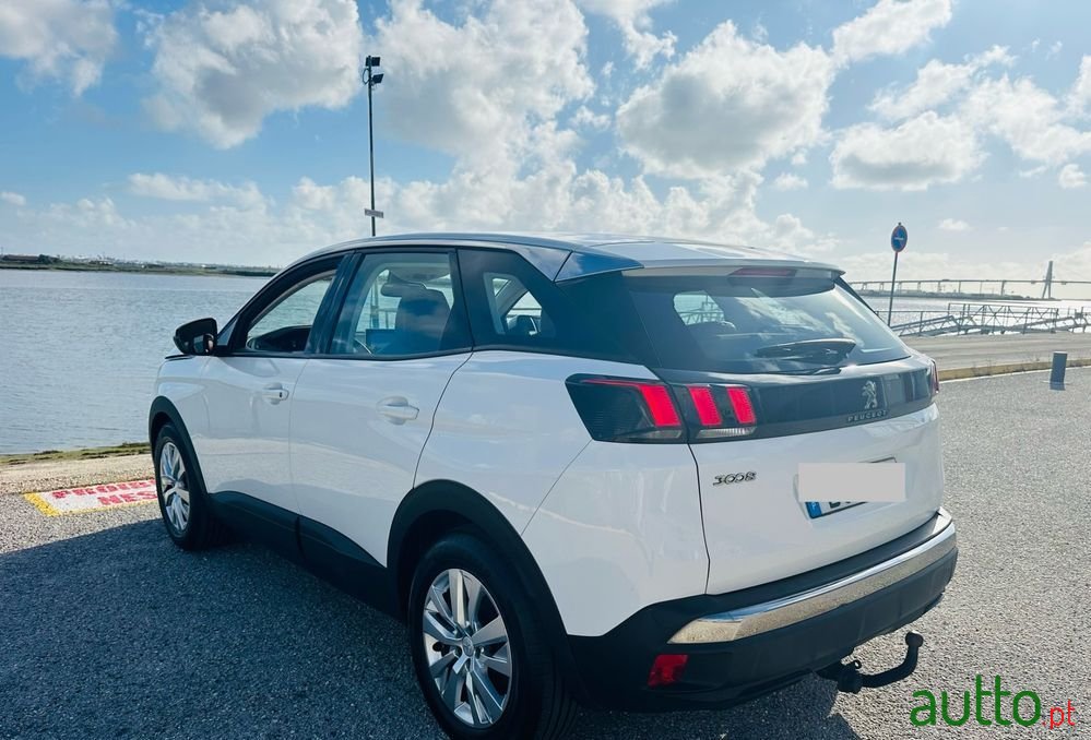 2019' Peugeot 3008 photo #5