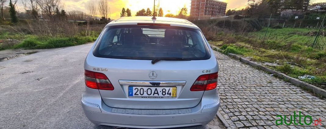 2010' Mercedes-Benz B-200 Cdi Aut. photo #5