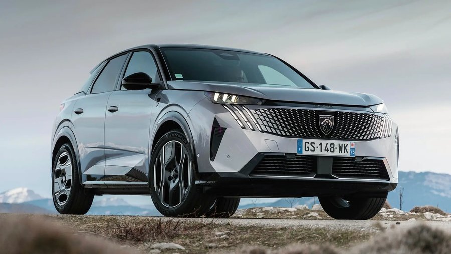 Peugeot 3008 Plug-In Hybrid já está disponível para encomenda