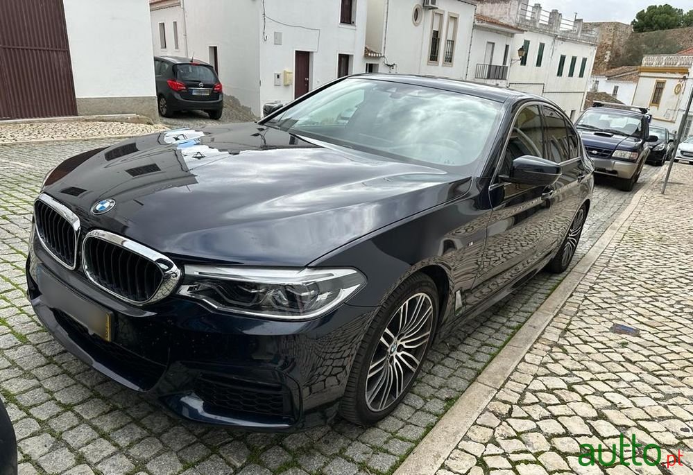 2019' BMW 520 D Pack M Auto photo #3