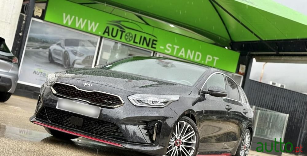 2020' Kia Proceed 1.6 T-Gdi Gt 7Dct photo #3