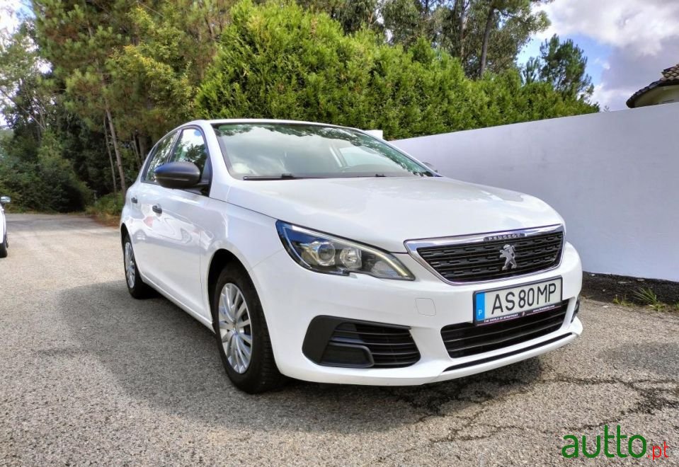 2019' Peugeot 308 photo #1