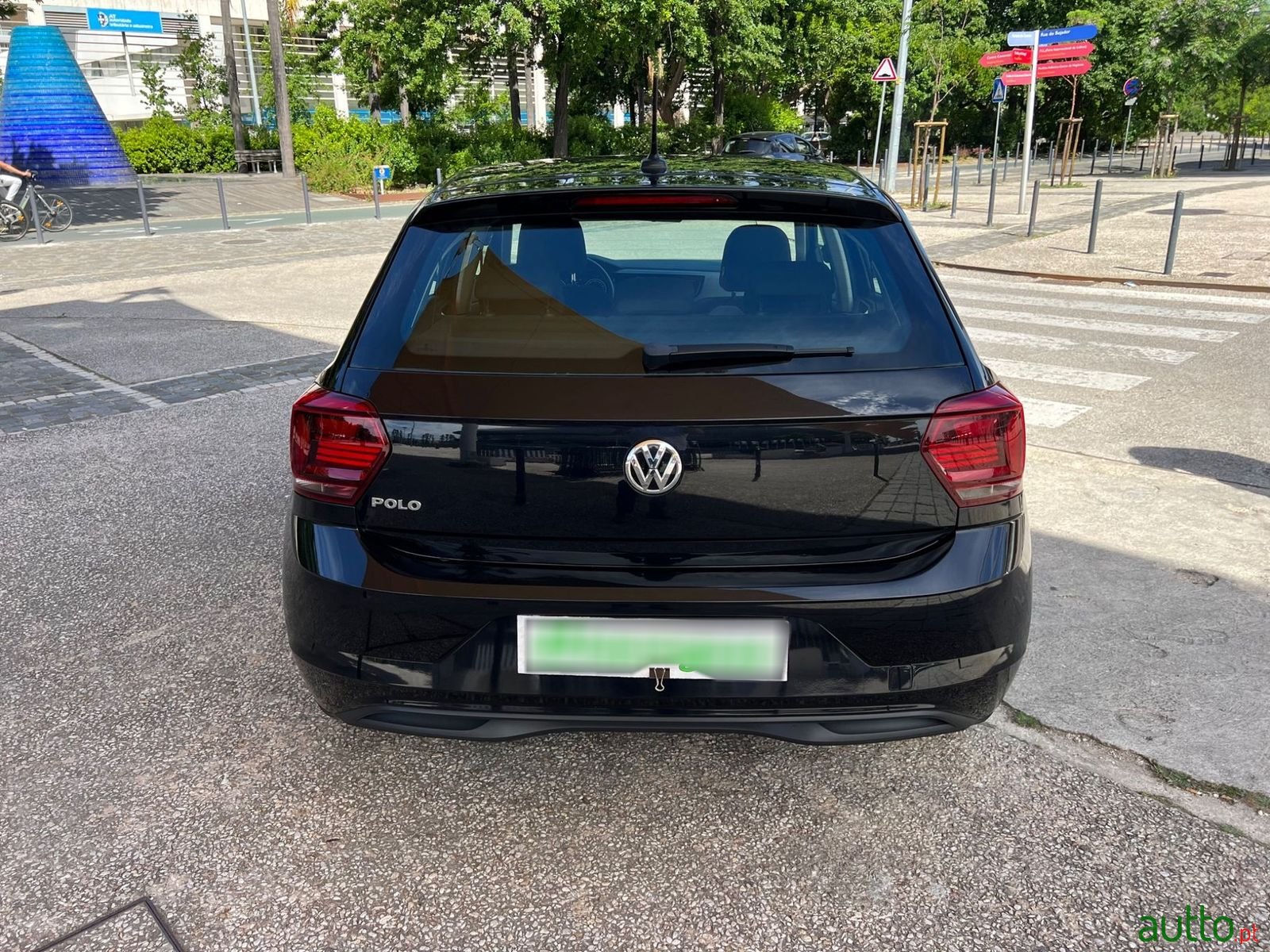 2018' Volkswagen Polo photo #5