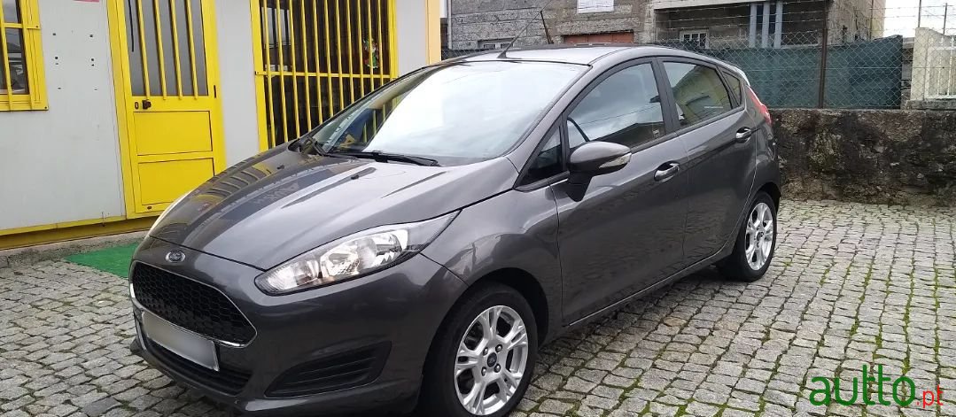 2017' Ford Fiesta photo #1