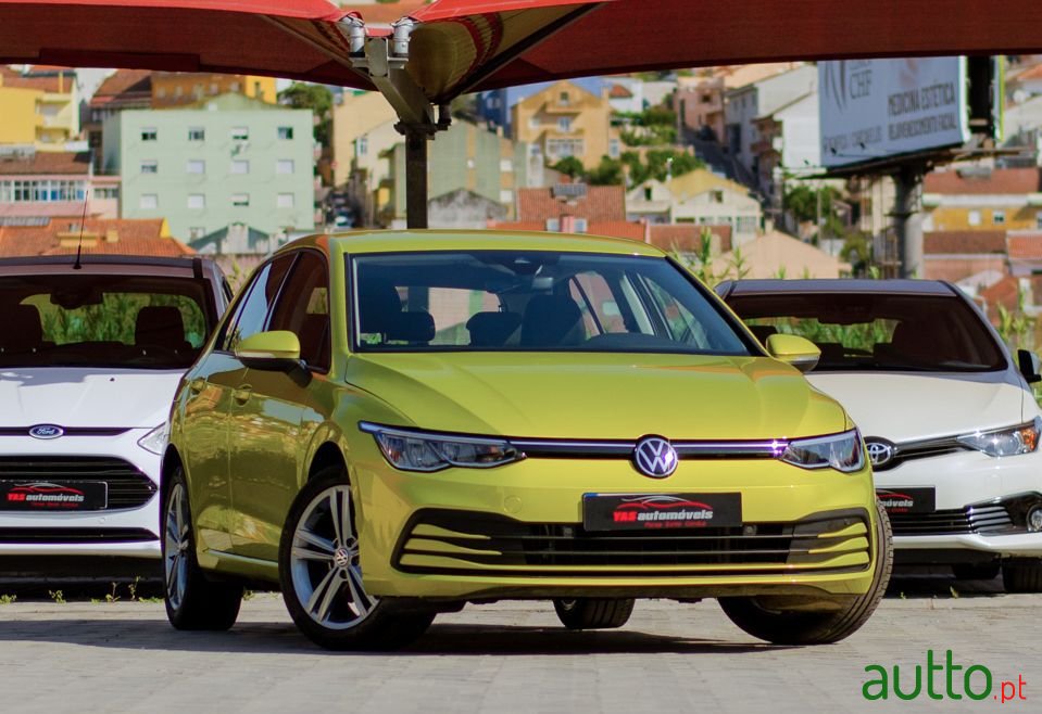 2021' Volkswagen Golf photo #3