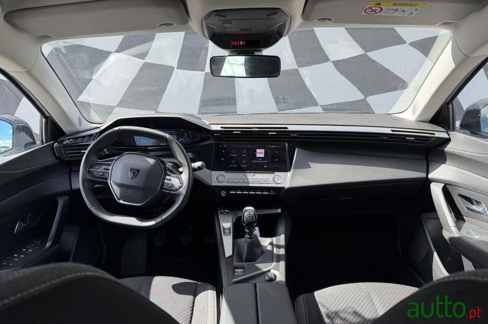 2022' Peugeot 308 Sw photo #3