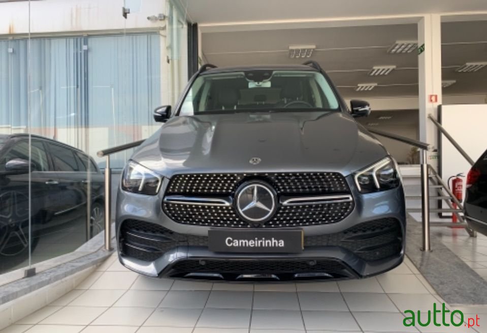 2019' Mercedes-Benz Gle-300 photo #1