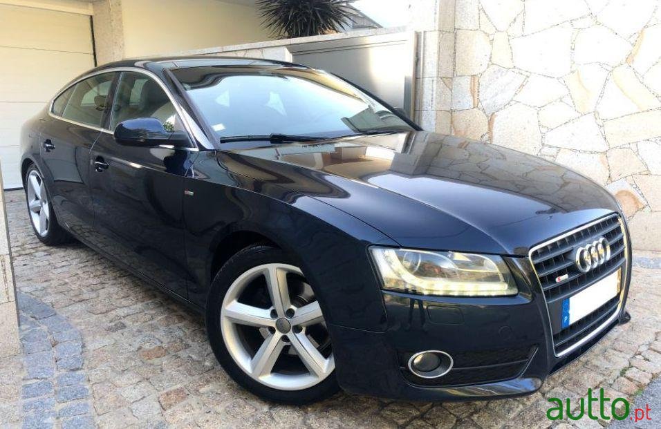 2010' Audi A5 Sportback photo #1